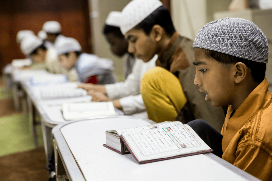 Empowering the Shia Community How Online Quran Classes Make a Difference
